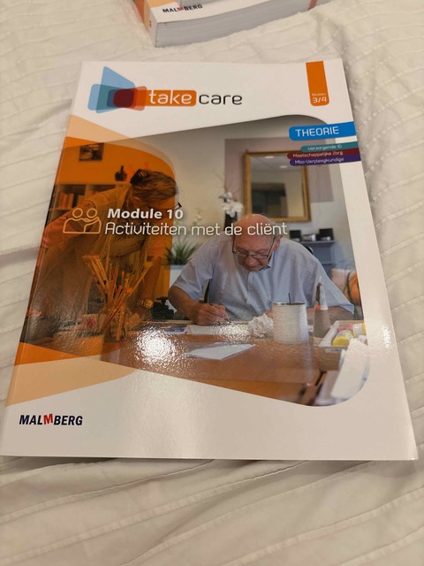 9789402075939-Take-Care-niveau-34-module-10-theoriekatern