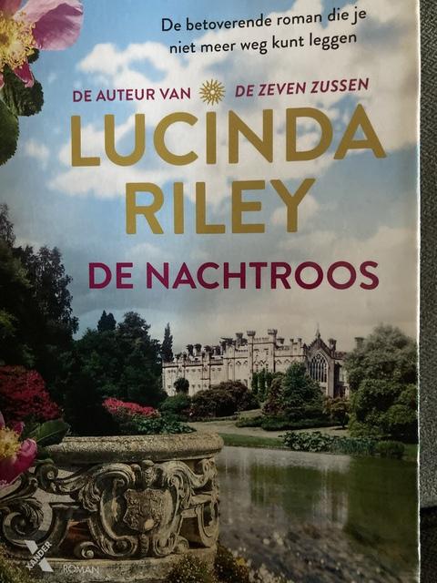 9789401610773-De-nachtroos