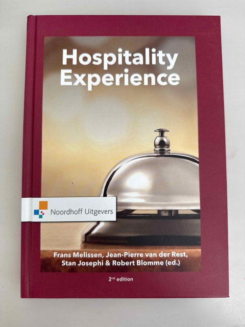 9789001885786-Hospitality-Experience