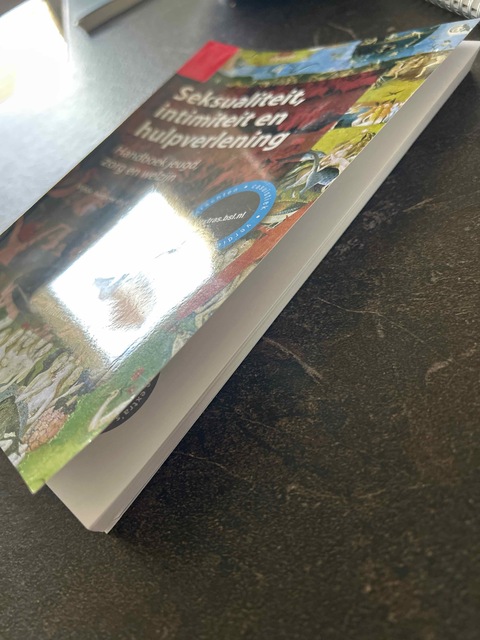 9789036819275-Seksualiteit-intimiteit-en-hulpverlening