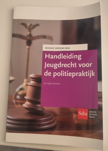 9789012405195-Handleiding-Jeugdrecht-voor-de-politiepraktijk.