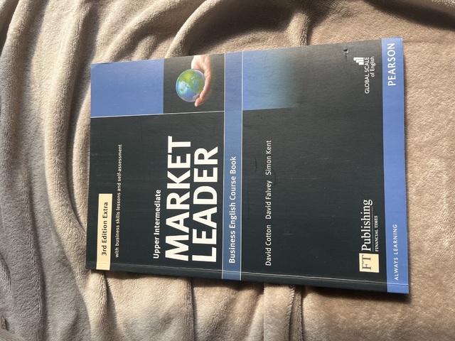 9781292134819-Market-Leader-Extra-Upper-Intermediate-Coursebook-with-DVD-ROM-Pack