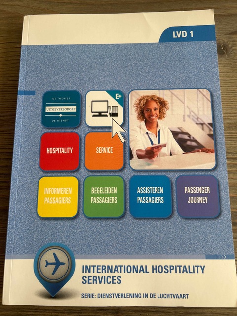 9789400216907-Airportservices