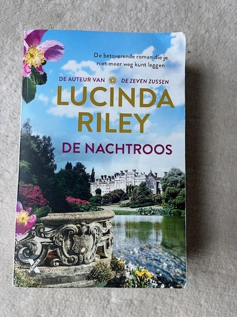 9789401610773-De-nachtroos