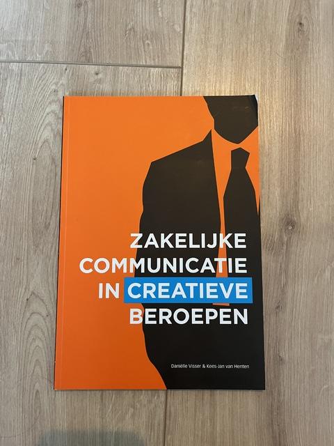 9789082225907-zakelijke-communicatie-in-creatieve-beroepen