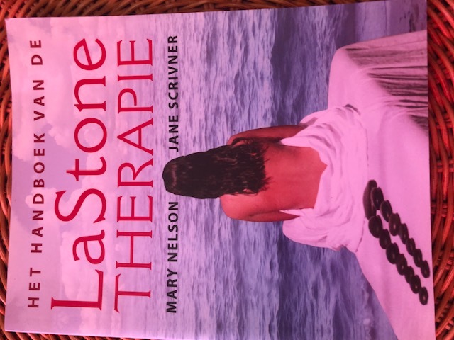 9789020243970-Het-handboek-van-de-Lastone-Therapie