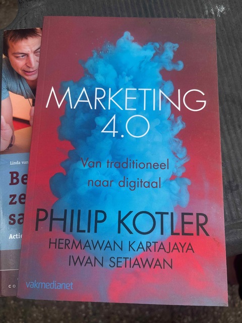 9789462762022-Marketing-4.0