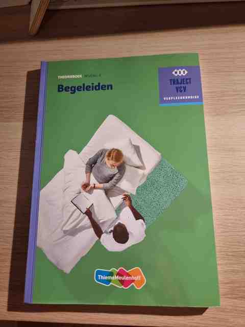 9789006910339-Begeleiden-niveau-4-Theorieboek