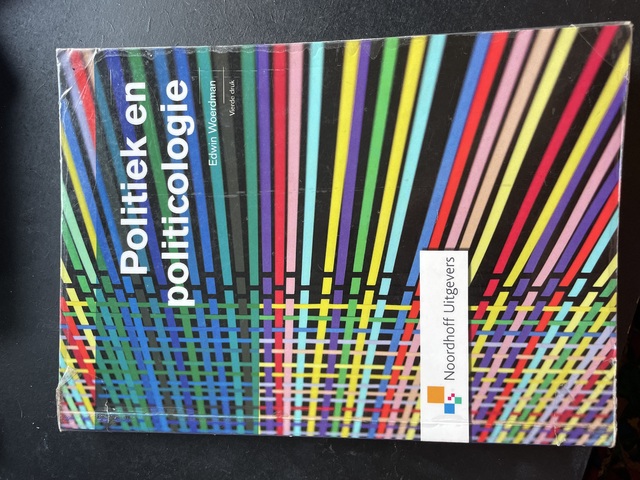 9789001820541-Politiek-en-politicologie
