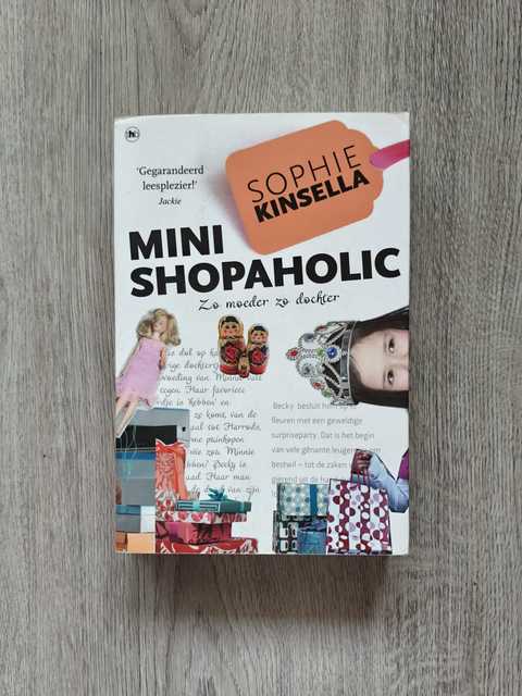 9789044331066-Mini-shopaholic