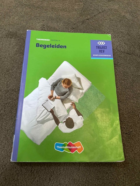 9789006910339-Begeleiden-niveau-4-Theorieboek