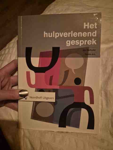 9789001848095-Het-hulpverlenend-gesprek