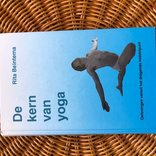 9789020251616-De-kern-van-yoga