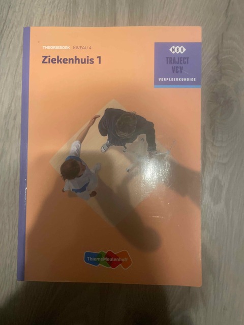 9789006910377-Ziekenhuis-1-niveau-4-Theorieboek