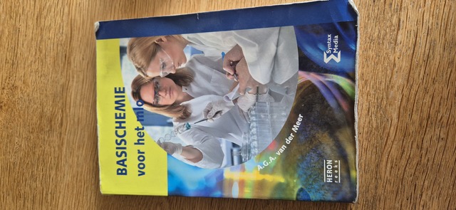 9789077423875-Basischemie-voor-het-MLO