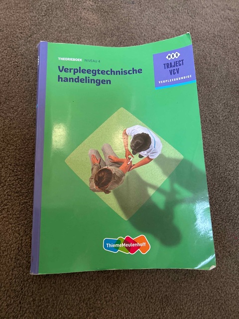 9789006910353-Verpleegtechnische-handelingen-niveau-4-Theorieboek