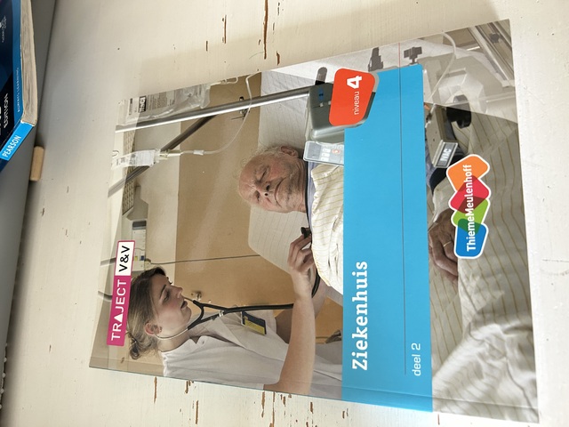 9789006925210-Ziekenhuis-deel-2-niveau-4