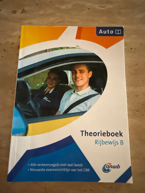 9789018047429-Theorieboek-Rijbewijs-B