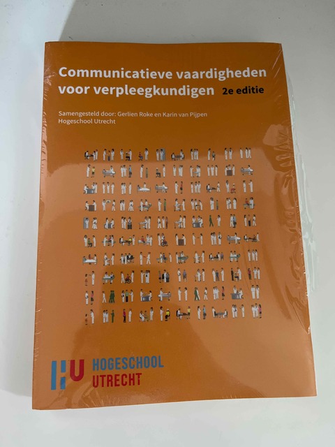 9789043038874-Communicatieve-vaardigheden-voor-verpleegkundigen-2e-custom-editie