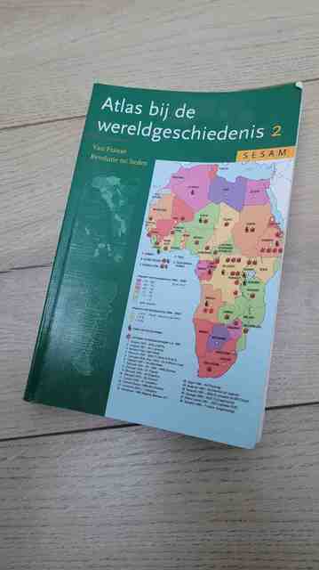 9789055744626-Sesam-atlas-van-de-wereldgeschiedenis-2