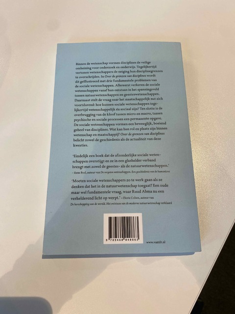 9789460040863-Over-de-grenzen-van-disciplines