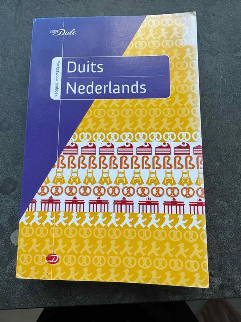 9789460770579-Van-Dale-pocketwoordenboek-Duits-Nederlands