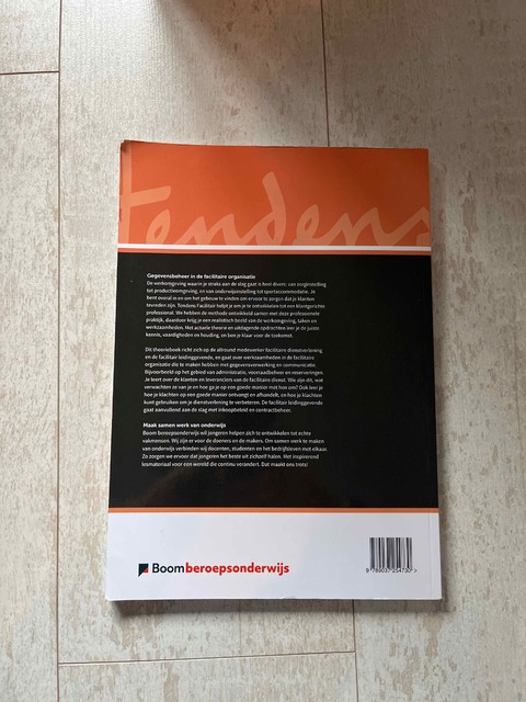 9789037254730-GEGEVENSBEHEER-IN-DE-FACILITAIRE-ORGANISATIE-THEORIEBOEK