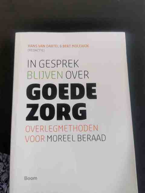 9789461055101-In-gesprek-blijven-over-goede-zorg