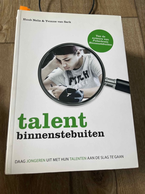 9789021560434-Talent-binnenstebuiten