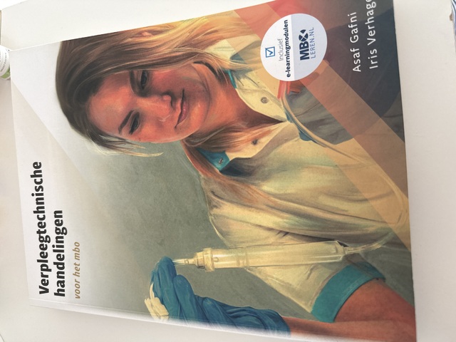 9789083181172-Verpleegtechnische-handelingen-voor-het-mbo