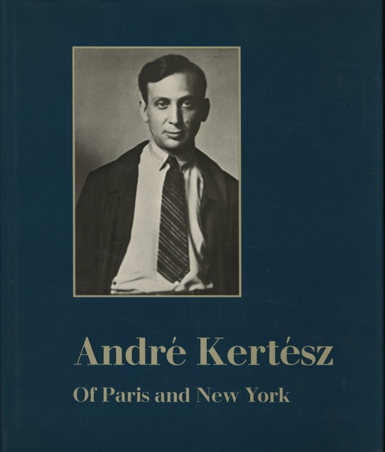9780500541067-of-Paris-and-NewYork