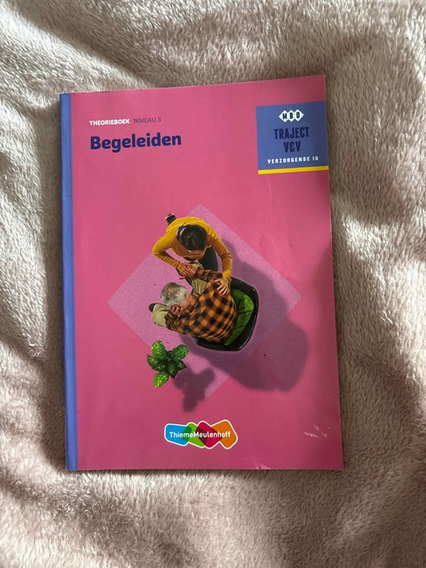 9789006910216-Begeleiden-niveau-3-Theorieboek