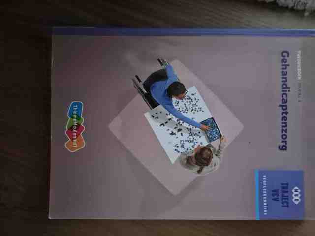 9789006910452-Gehandicaptenzorg-Niveau-4-Theorieboek