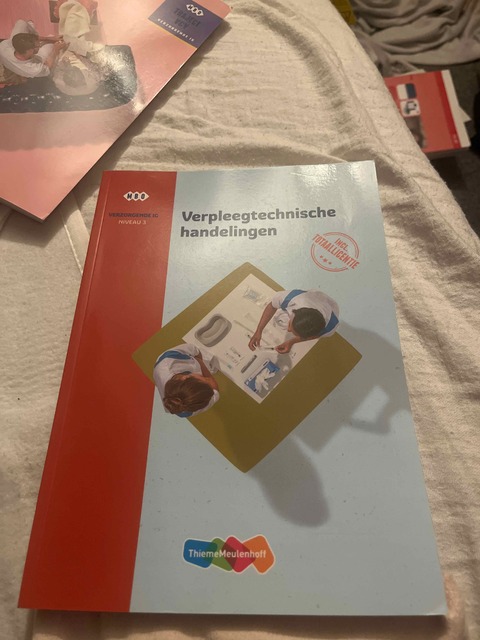 9789006952858-Verpleegtechnische-handelingen-Niveau-3-verzorgende-IG