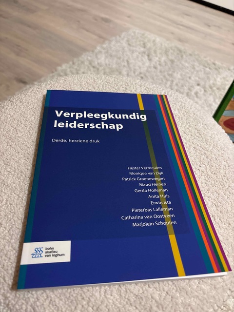 9789036824460-Verpleegkundig-leiderschap
