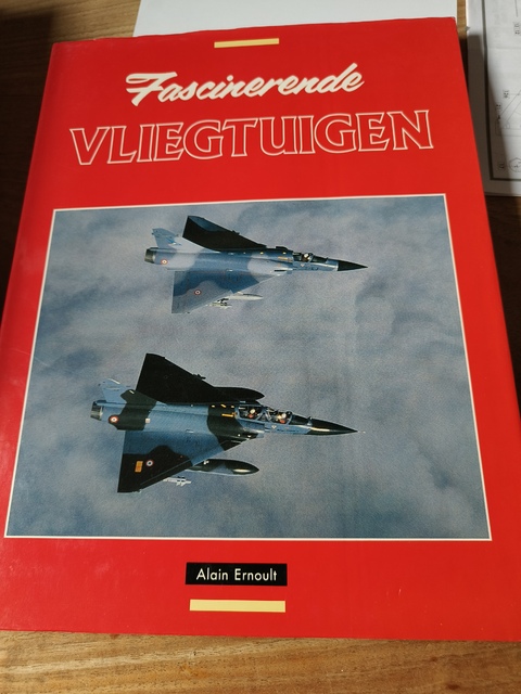 9789054570028-Fascinerende-vliegtuigen