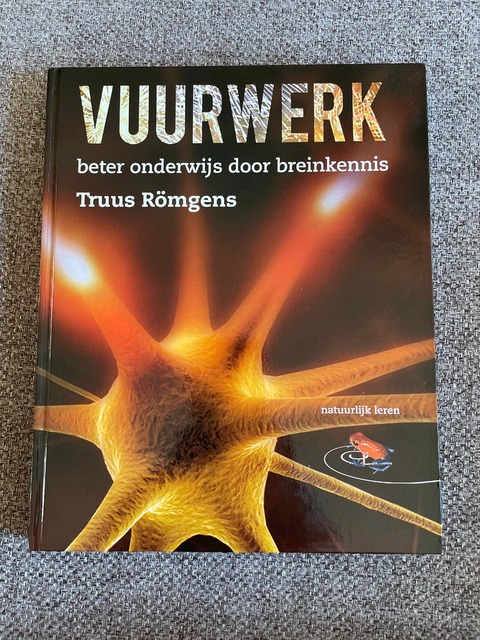 9789080783706-Vuurwerk