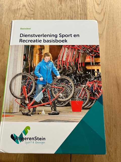9789037228083-Dienstverlening-sport-en-recreatie-basisboek