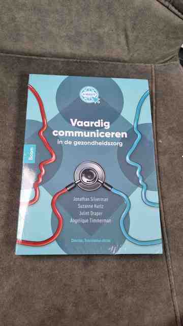 9789024446674-Vaardig-communiceren-in-de-gezondheidszorg