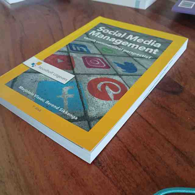 9789001880040-Social-Media-Management