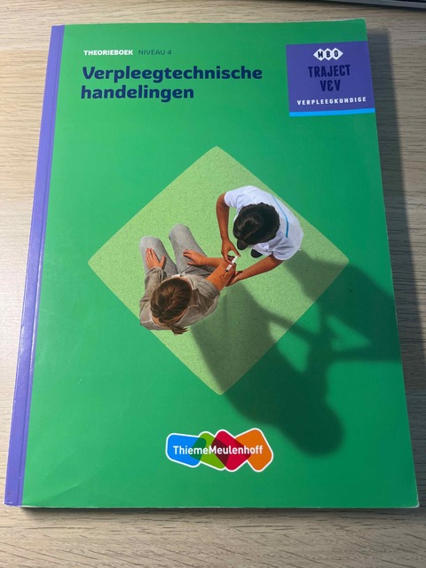 9789006910353-Verpleegtechnische-handelingen-niveau-4-Theorieboek