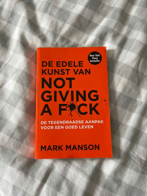 9789400509023-De-edele-kunst-van-not-giving-a-fuck