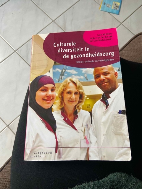 9789046903285-Culturele-diversiteit-in-de-gezondheidszorg