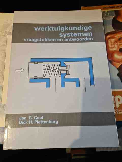 9789040712906-Werktuigkundige-systemen-Vraagstukken-en-antwoorden