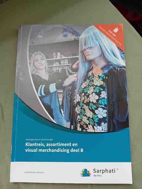 9789463971959-Klantreis-assortiment-en-visual-merchandising-B-Leerwerkboek