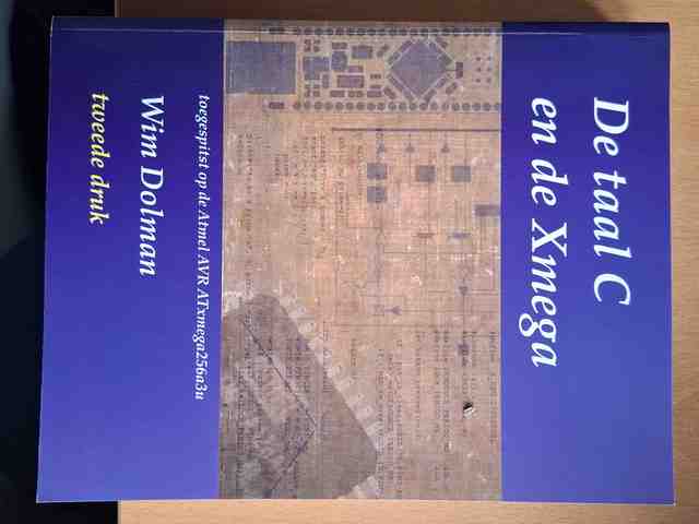 9789463238526-De-taal-C-en-de-Xmega