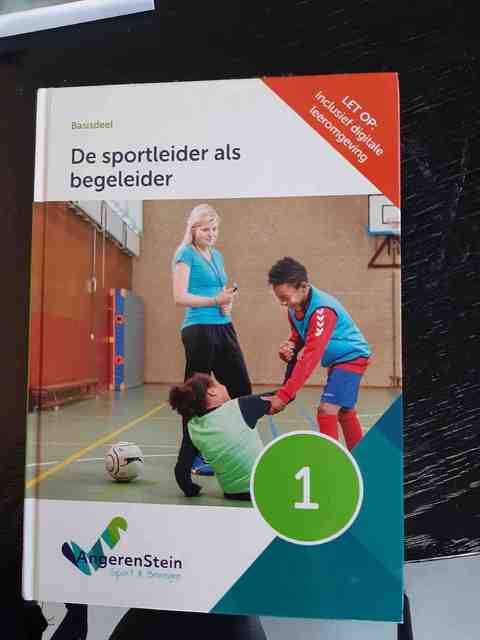 9789037256055-De-sportleider-als-begeleider-deel-1