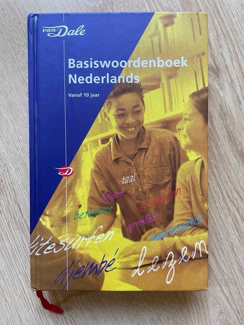 9789066488687-Van-Dale-Basiswoordenboek-Nederlands