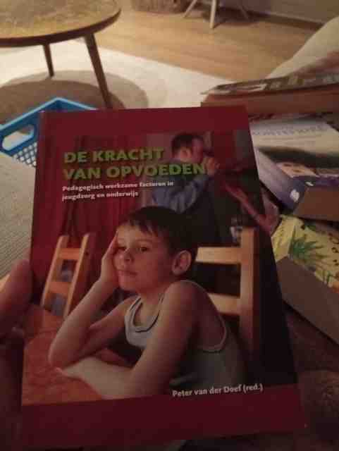 9789088503375-De-kracht-van-opvoeden