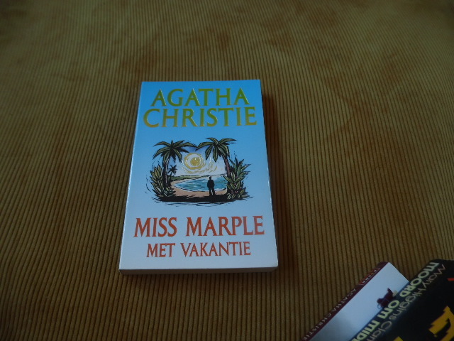 9789024511525-Miss-Marple-met-vakantie